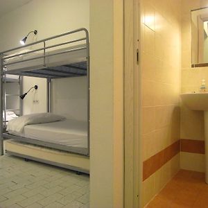 Dormitory Room Mixed